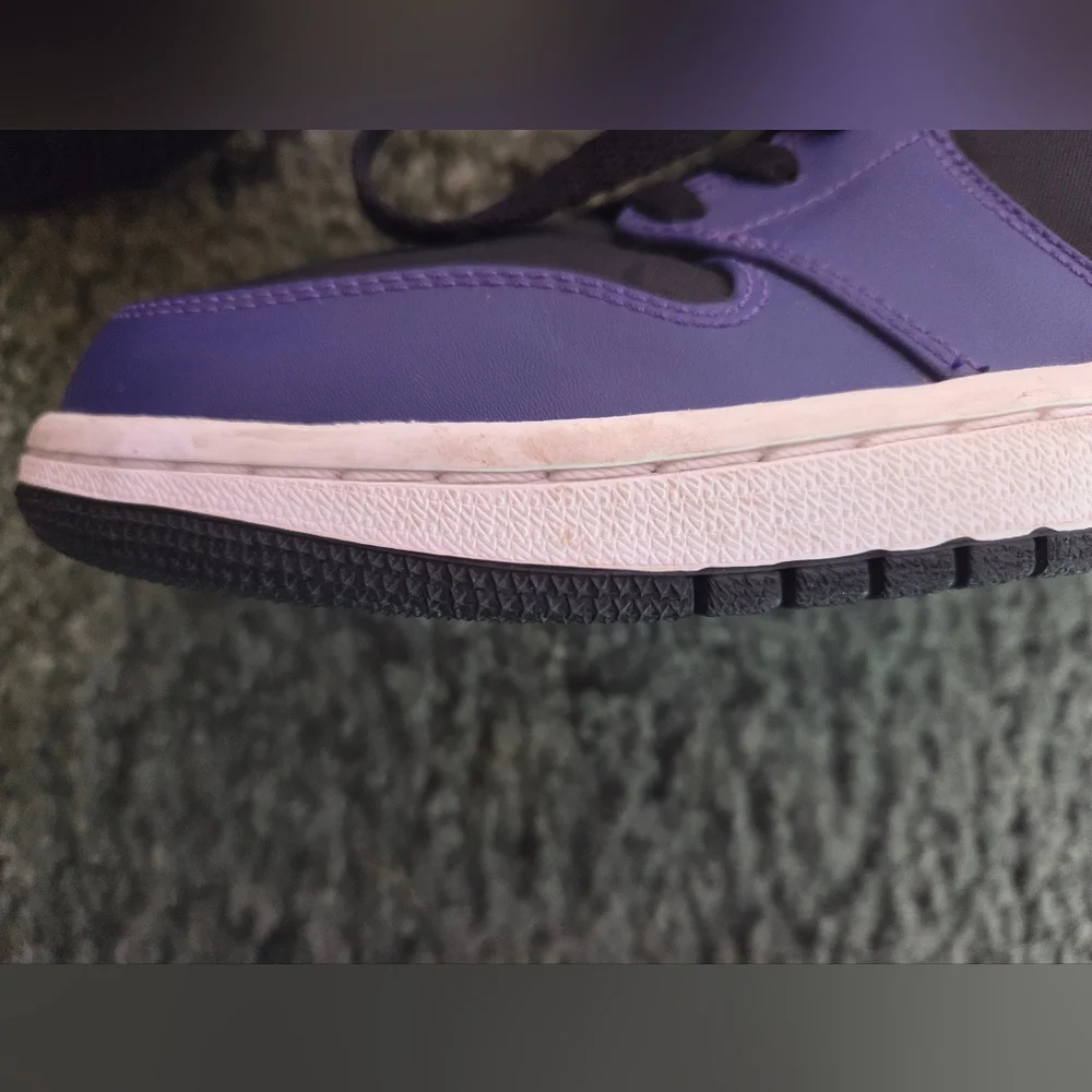 Air Jordan 1 - Retro Mid - Dark Concord - 2013 - Gently Pre- Loved - Picture 9 of 11